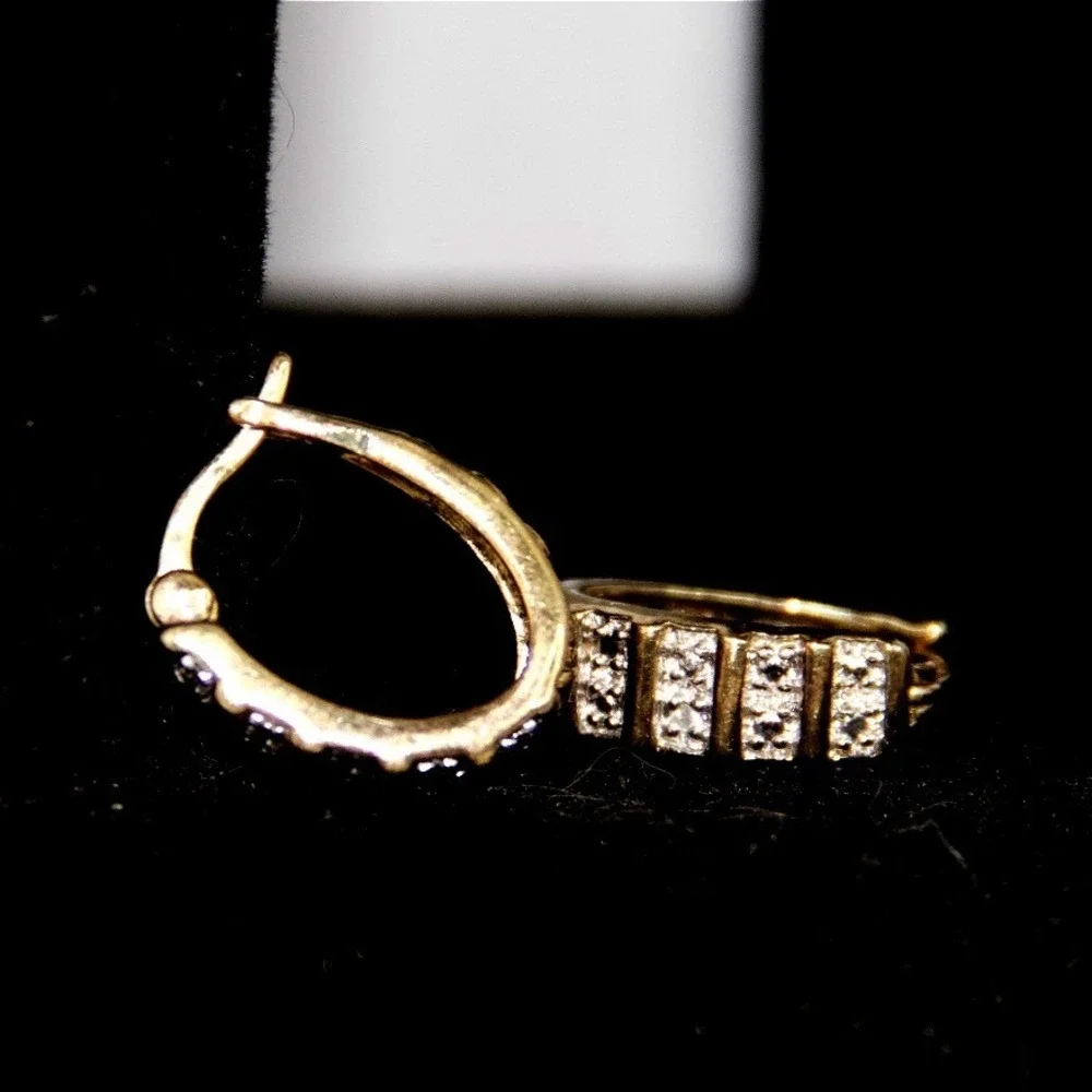 925 Sterling Silver 14k Gold Tone Filigree Pave CZ Huggie Hoop Earrings China - Picture 4 of 8